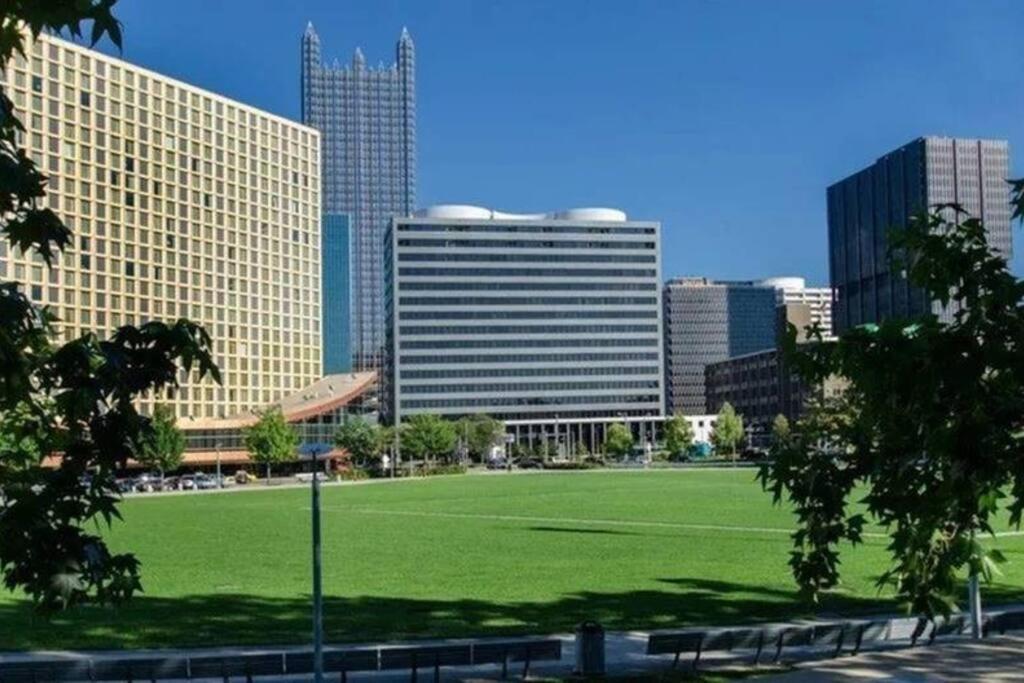Sprawling Stadium Views Wonderful Location 24-7 Parking Gym Lounge Pittsburgh Buitenkant foto