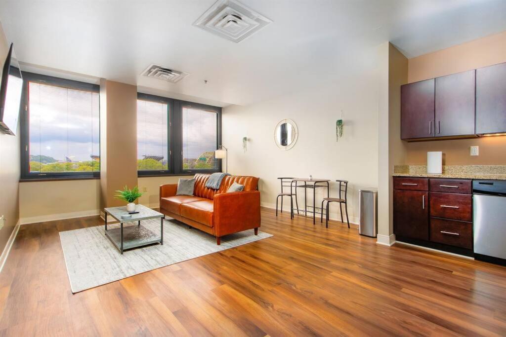Sprawling Stadium Views Wonderful Location 24-7 Parking Gym Lounge Pittsburgh Buitenkant foto