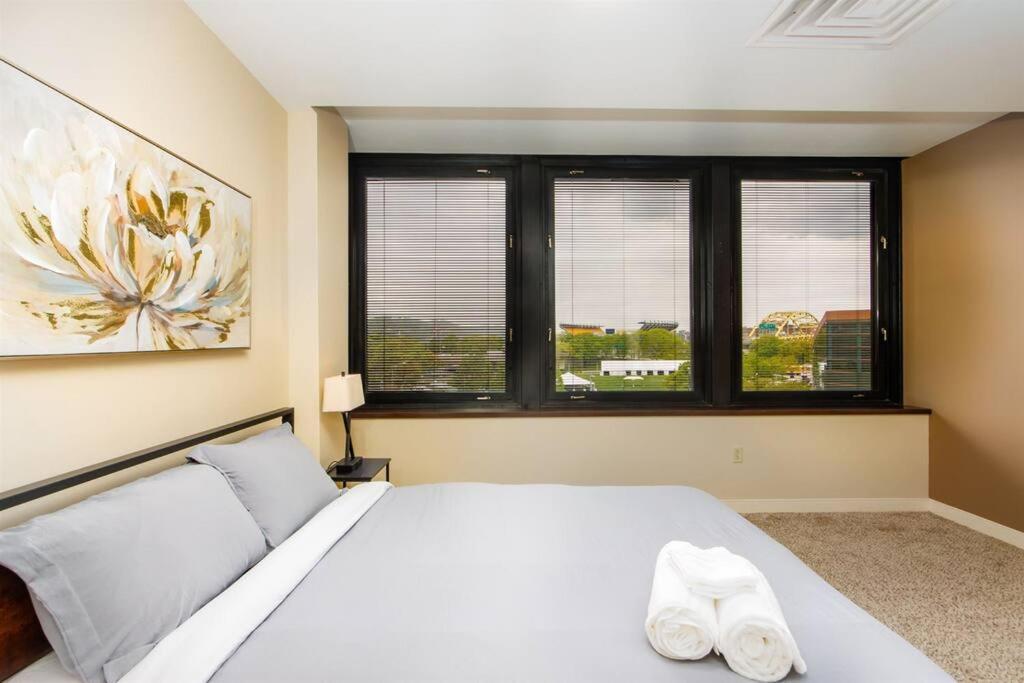 Sprawling Stadium Views Wonderful Location 24-7 Parking Gym Lounge Pittsburgh Buitenkant foto