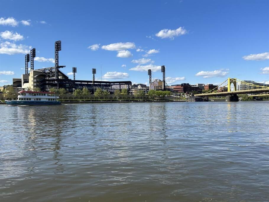 Sprawling Stadium Views Wonderful Location 24-7 Parking Gym Lounge Pittsburgh Buitenkant foto