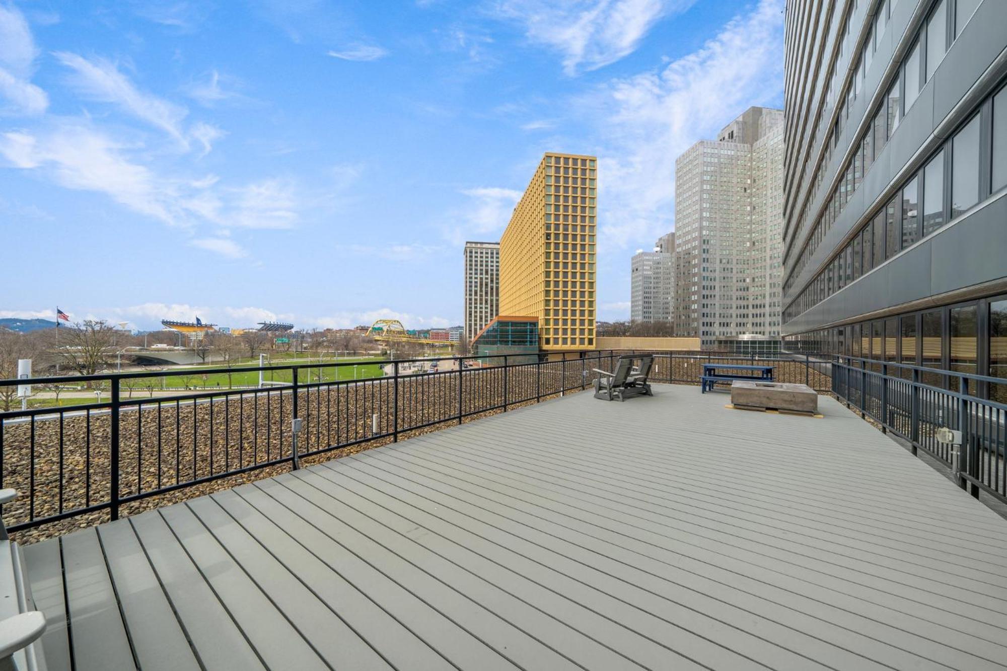 Sprawling Stadium Views Wonderful Location 24-7 Parking Gym Lounge Pittsburgh Buitenkant foto